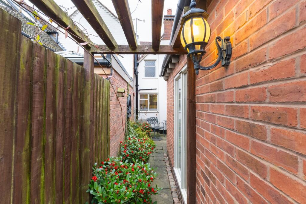 Additional property image - High Street, Henley-in-Arden, Warwickshire, B95