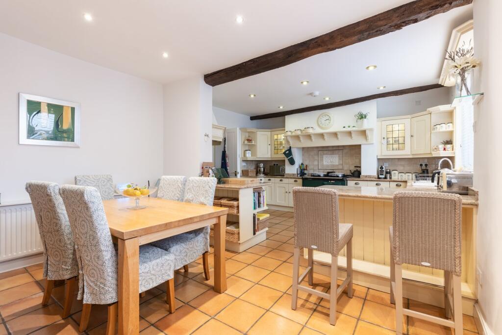 Additional property image - High Street, Henley-in-Arden, B95