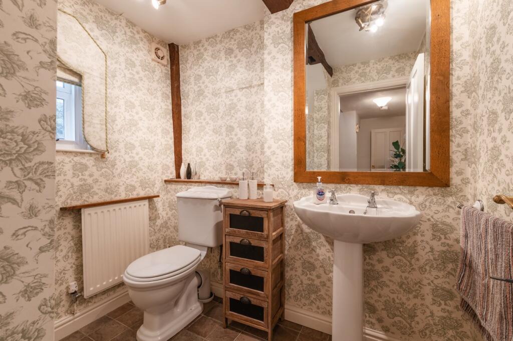 Additional property image - High Street, Henley-in-Arden, B95