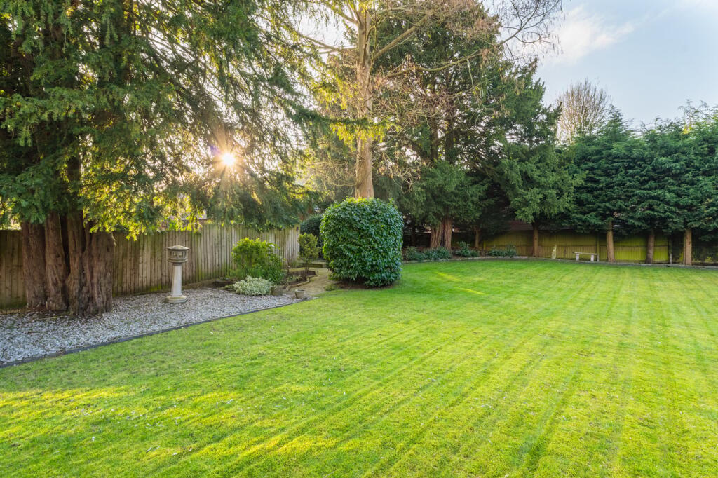 Additional property image - High Street, Henley-in-Arden, B95