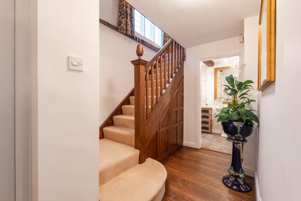 Additional property image - High Street, Henley-in-Arden, B95