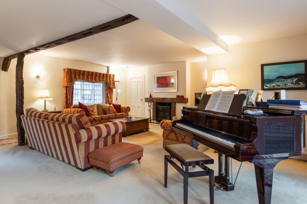 Additional property image - High Street, Henley-in-Arden, B95
