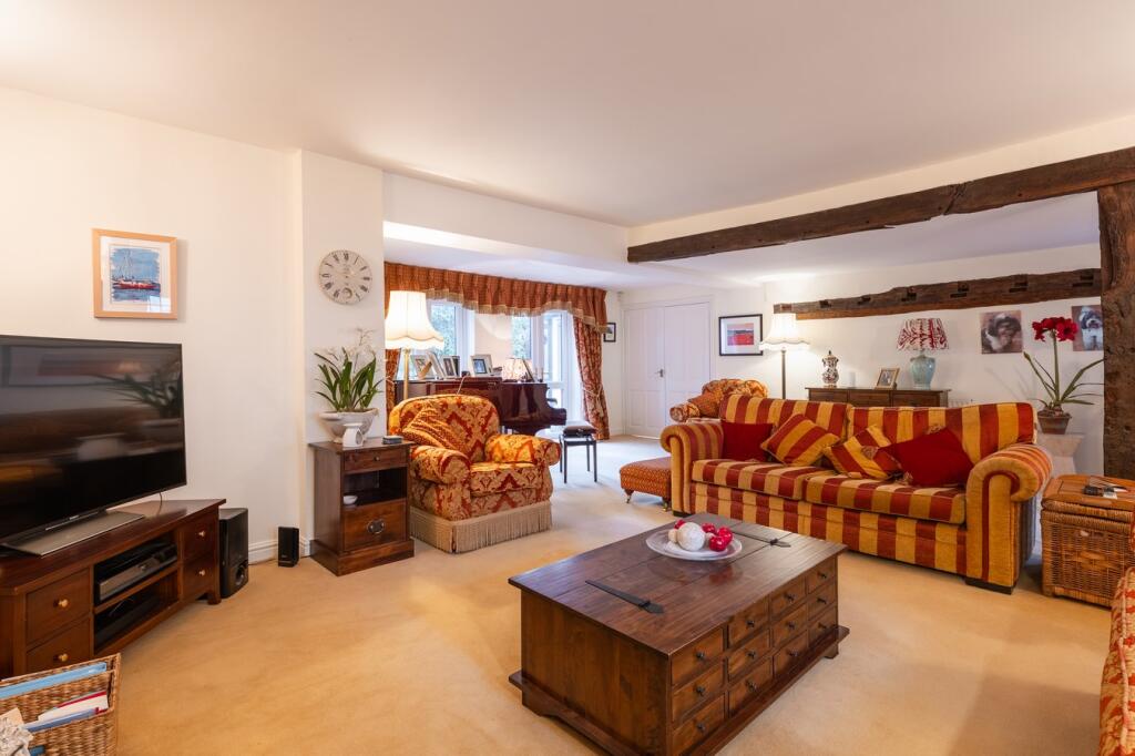 Additional property image - High Street, Henley-in-Arden, B95