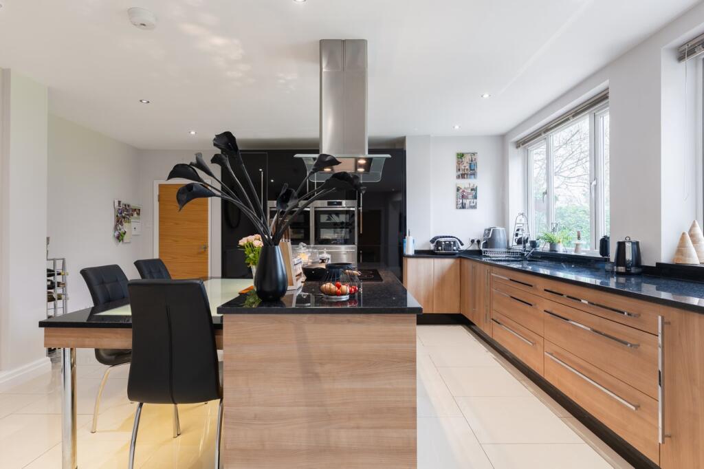 Additional property image - Woodside Way, Solihull, B91