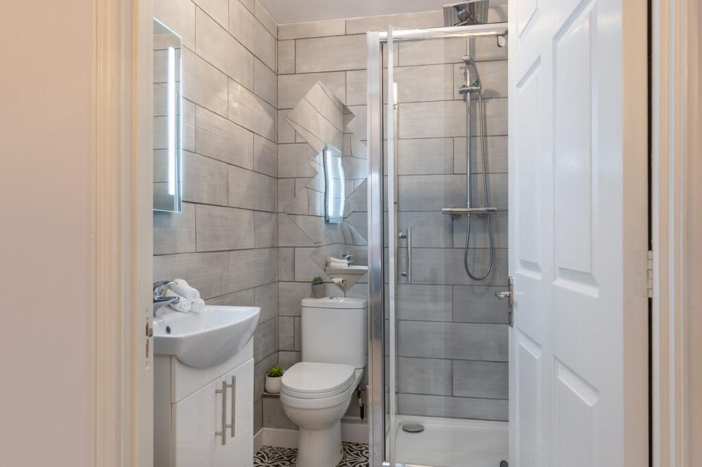 Additional property image - High Street, Henley-in-Arden, B95