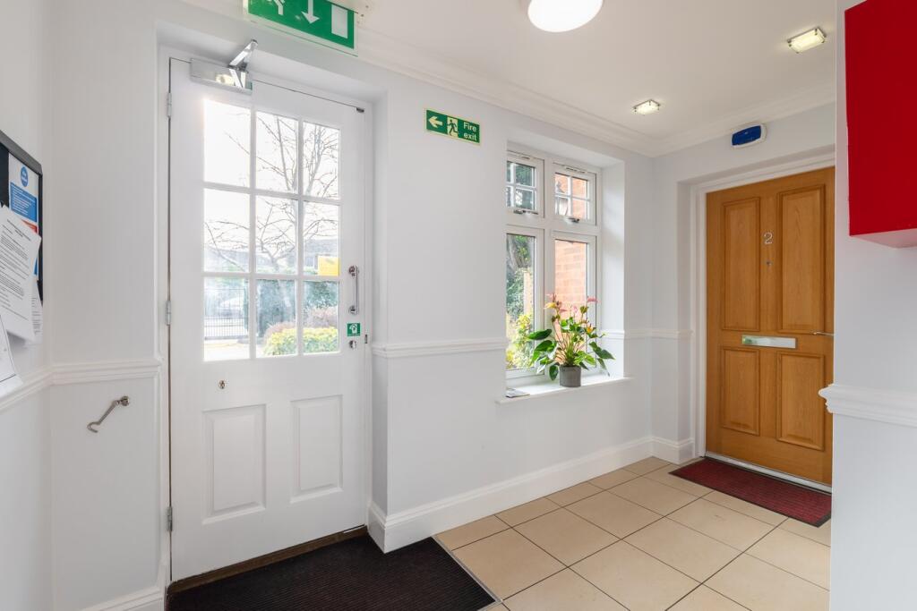 Additional property image - Bear Lane, Henley-in-Arden, B95