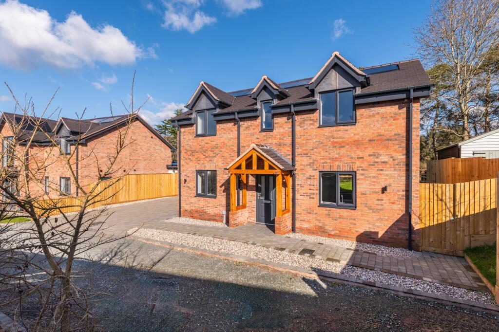 Additional property image - Field Farm, Pennyford Lane, Wootton Wawen, B95