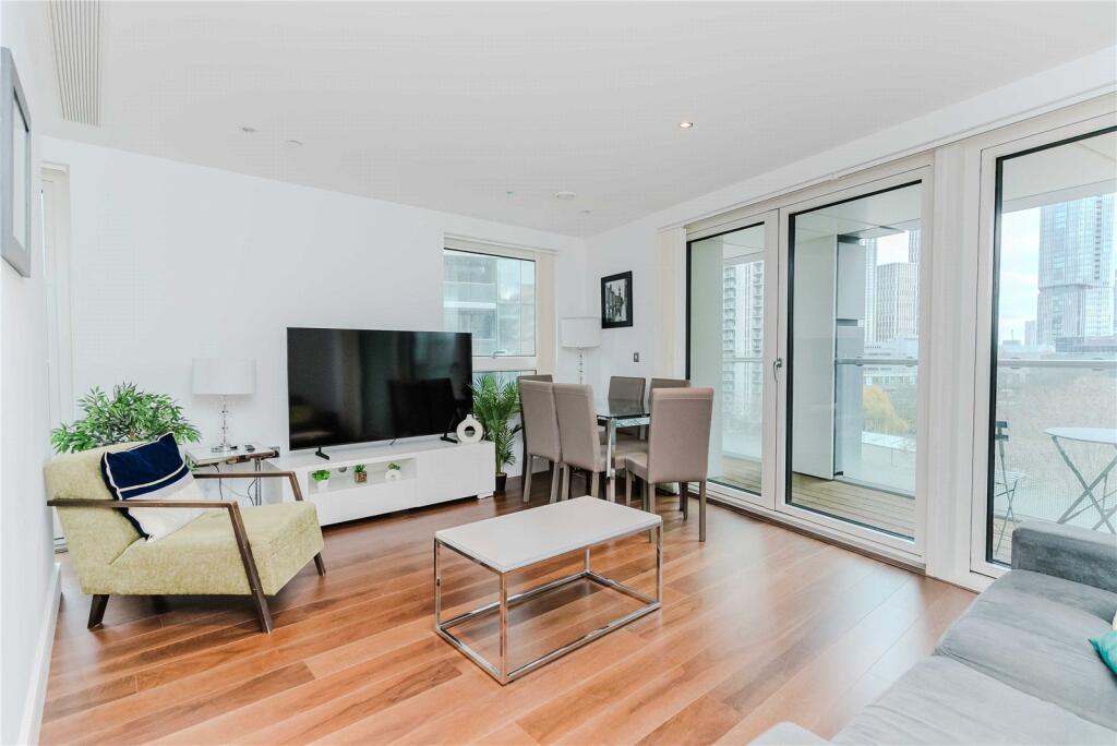 Main image of property: Lincoln Plaza, South Quay, E14