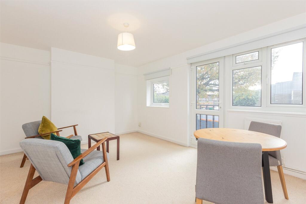 Main image of property: Great North Road, East Finchley, N2