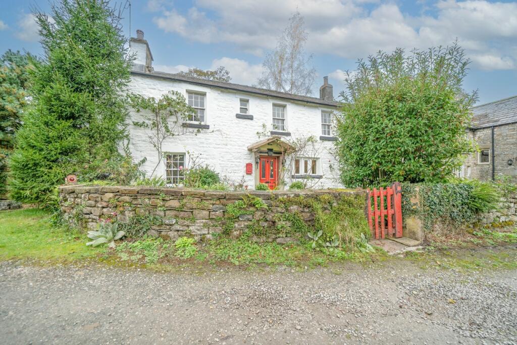 3 bedroom character property for sale in Wennington Road, Wennington, LA2