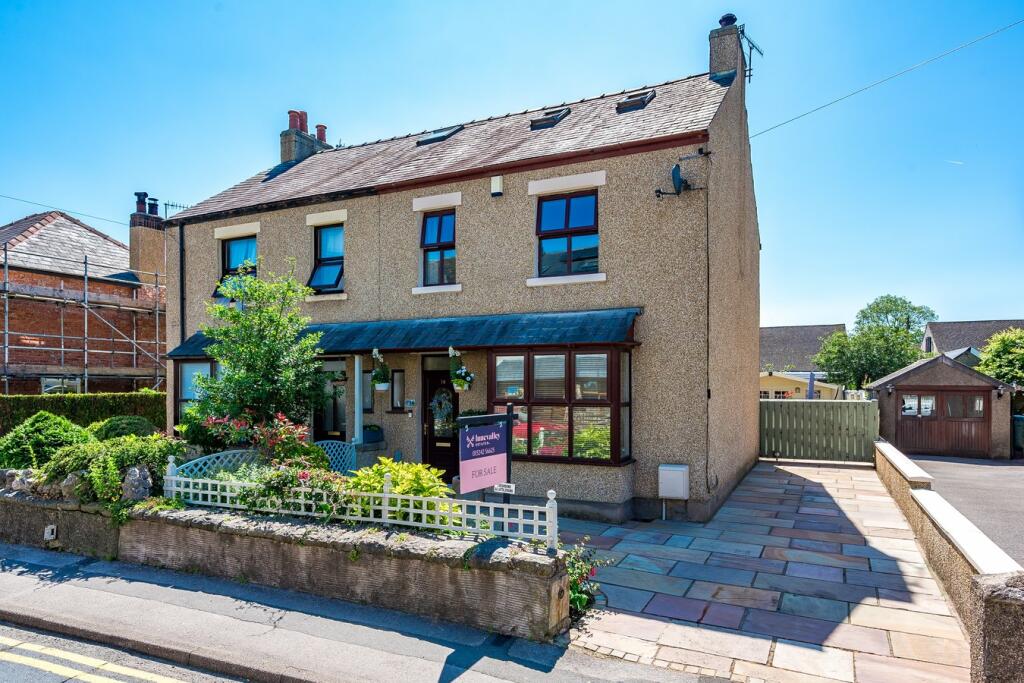 3 bedroom semidetached house for sale in Brookhouse Road, Caton, Lancaster, LA2