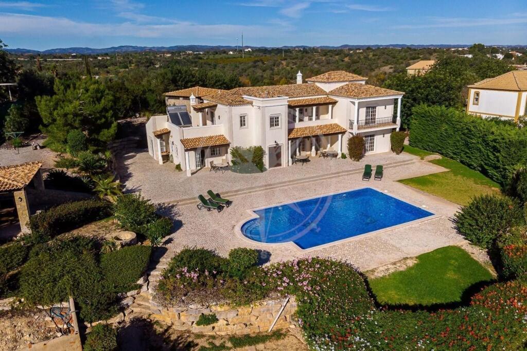 Main image of property: Algarve, Santo Estêvão