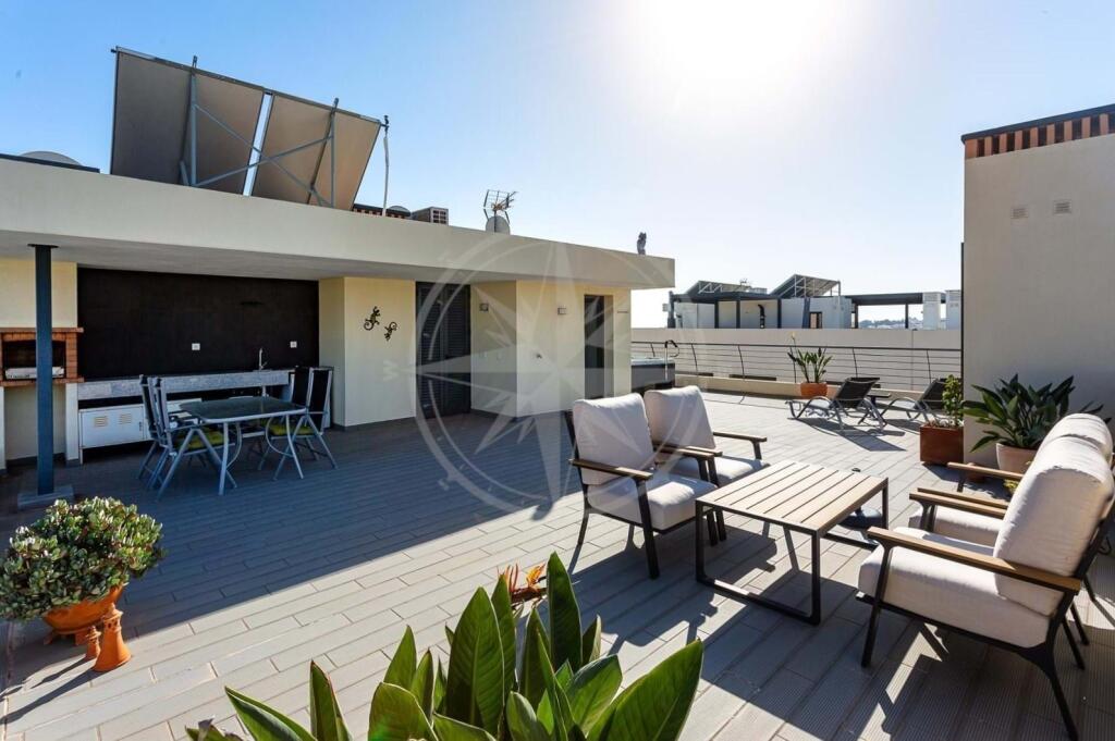 Main image of property: Algarve, Tavira (Santa Maria e Santiago)