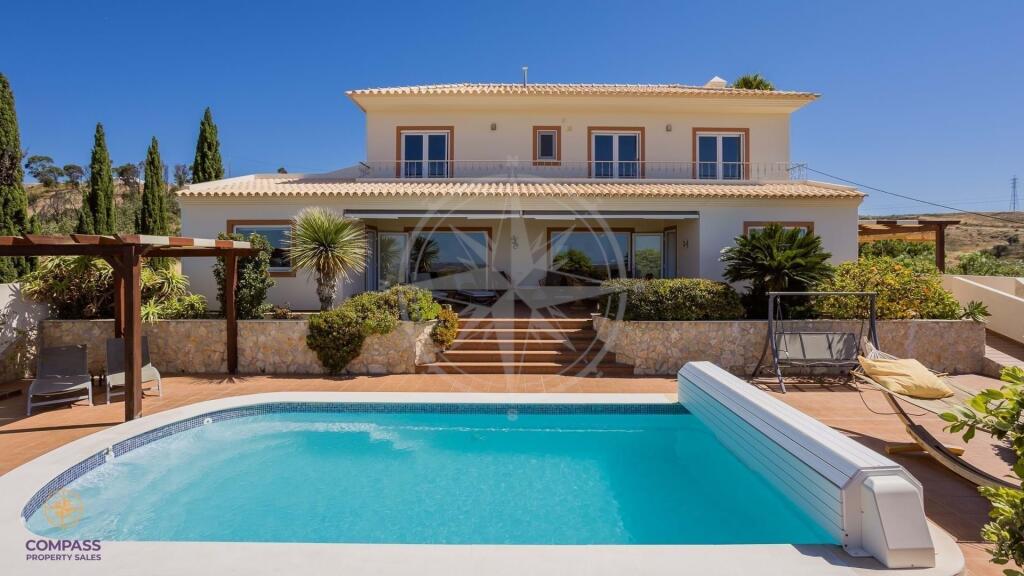 Main image of property: Algarve, Tavira (Santa Maria e Santiago)