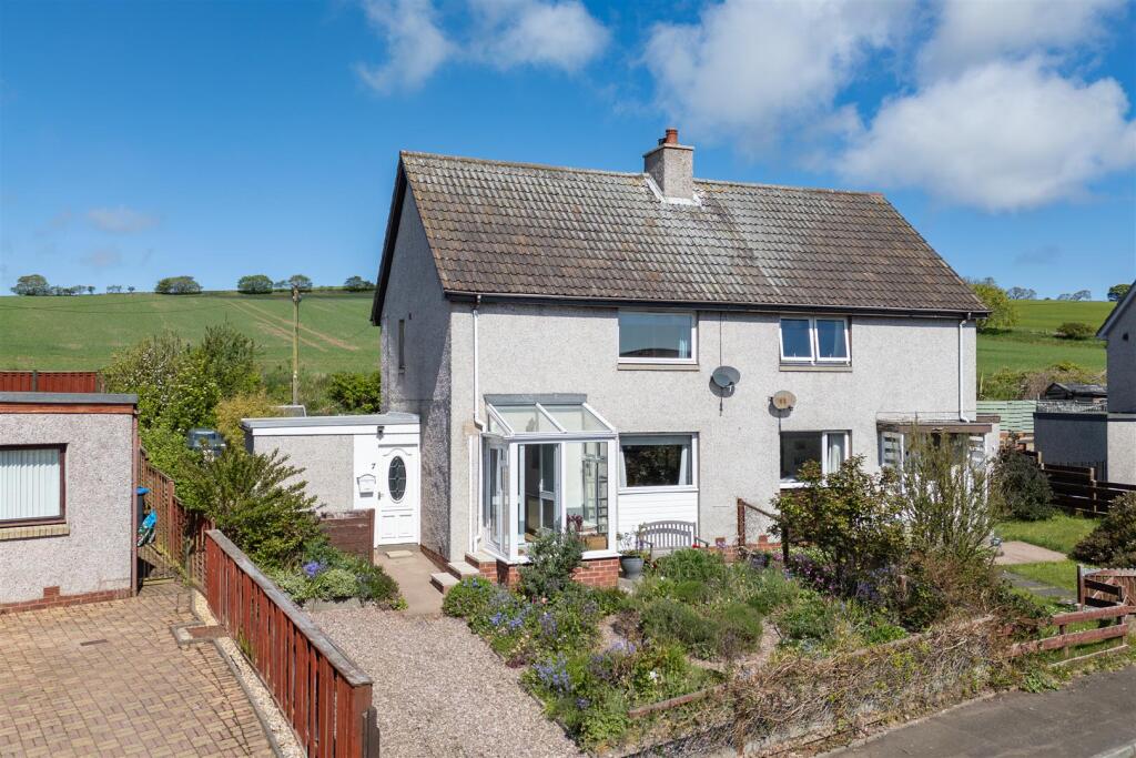 Main image of property: 7 Hallbank, Coldingham, TD14