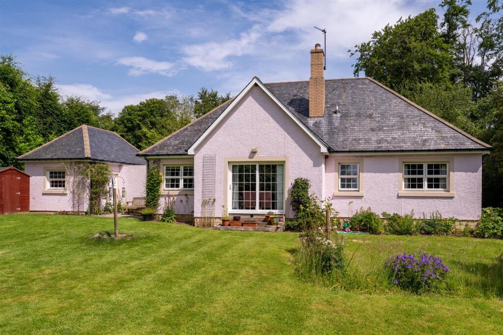 3 bedroom bungalow