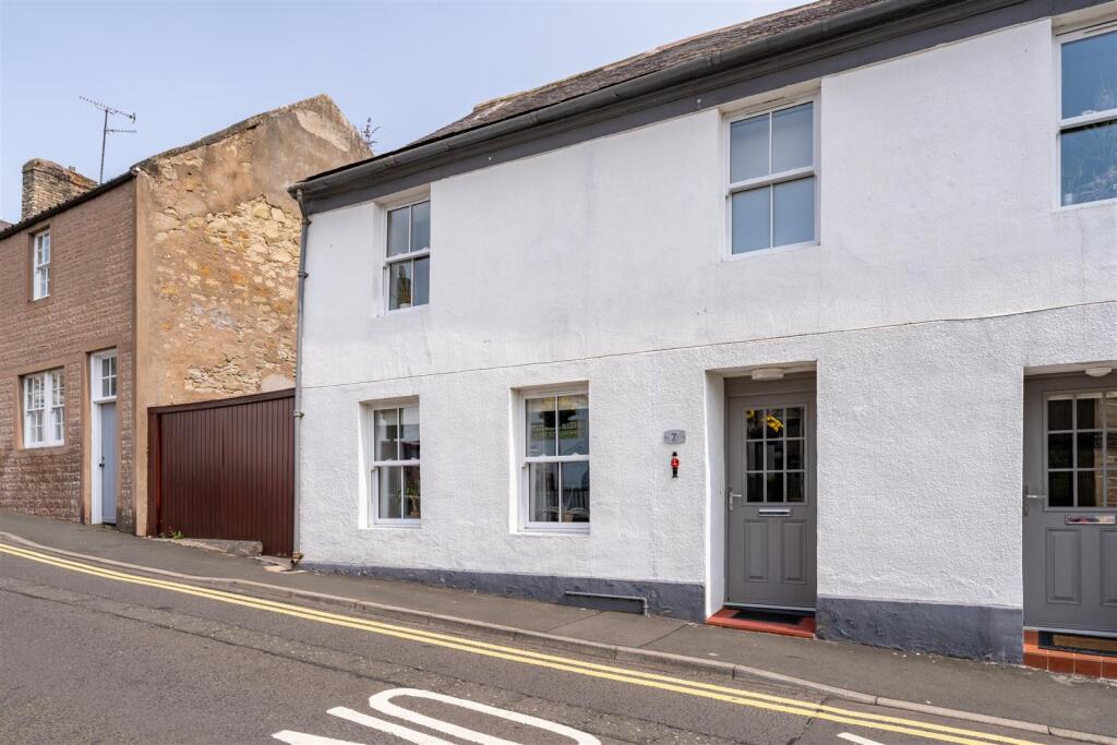 Main image of property: 7 Market Street, Coldstream, TD12