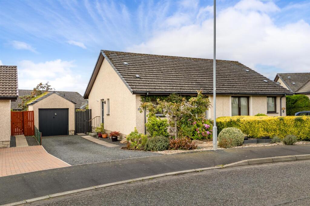 Main image of property: 11a Bennecourt Drive, Coldstream, TD12