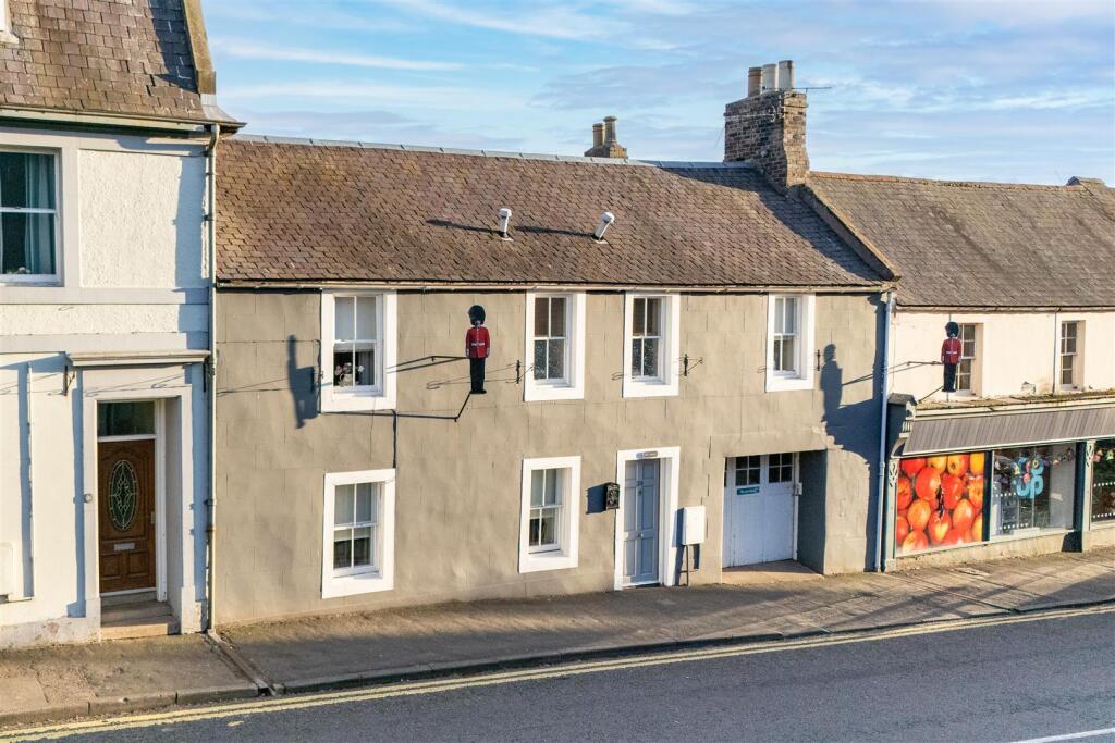 Main image of property: 38 High Street, Coldstream TD12