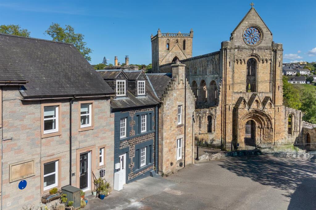 Main image of property: 7 Abbey Close, Jedburgh TD8