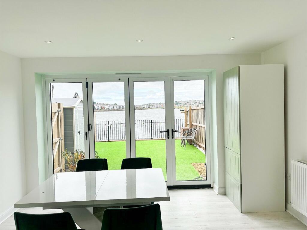 Additional property image - FFordd Wallace, Barry, Vale of Glamorgan