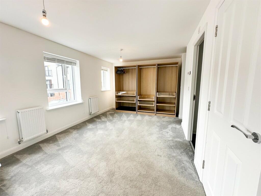 Additional property image - FFordd Wallace, Barry, Vale of Glamorgan