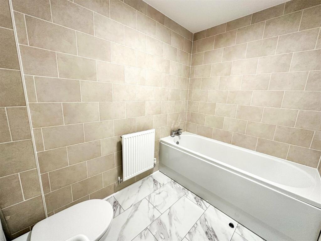 Additional property image - FFordd Wallace, Barry, Vale of Glamorgan