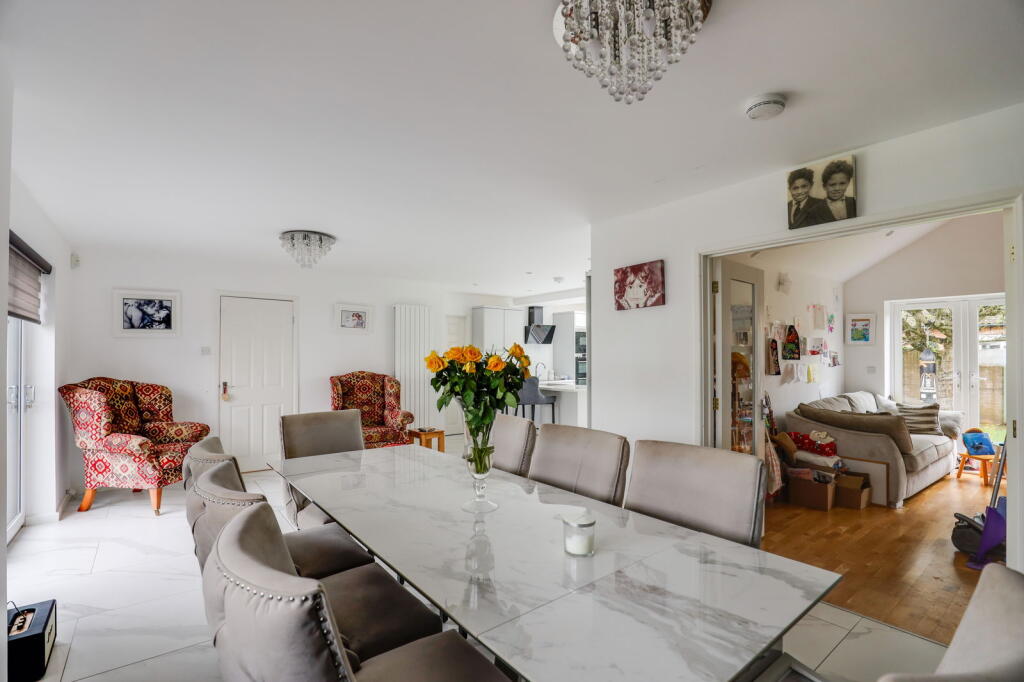 Additional property image - Whitcliffe Drive, Penarth