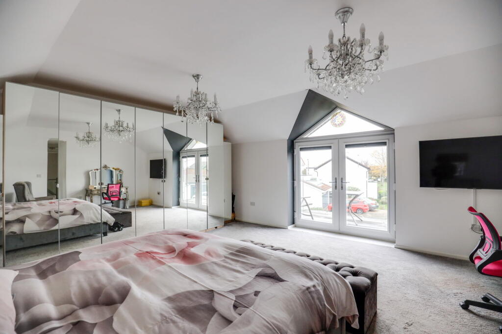 Additional property image - Whitcliffe Drive, Penarth