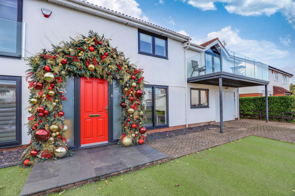 Additional property image - Whitcliffe Drive, Penarth