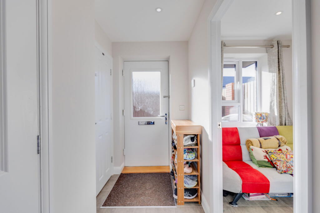 Additional property image - Ffordd Pentre, Barry