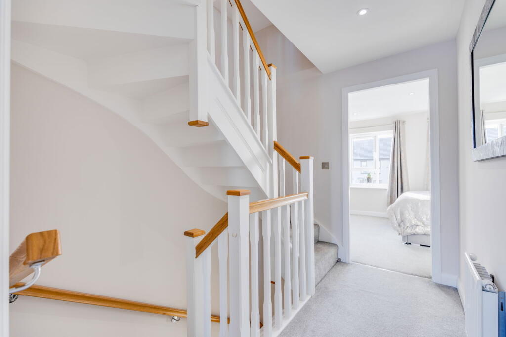 Additional property image - Ffordd Pentre, Barry