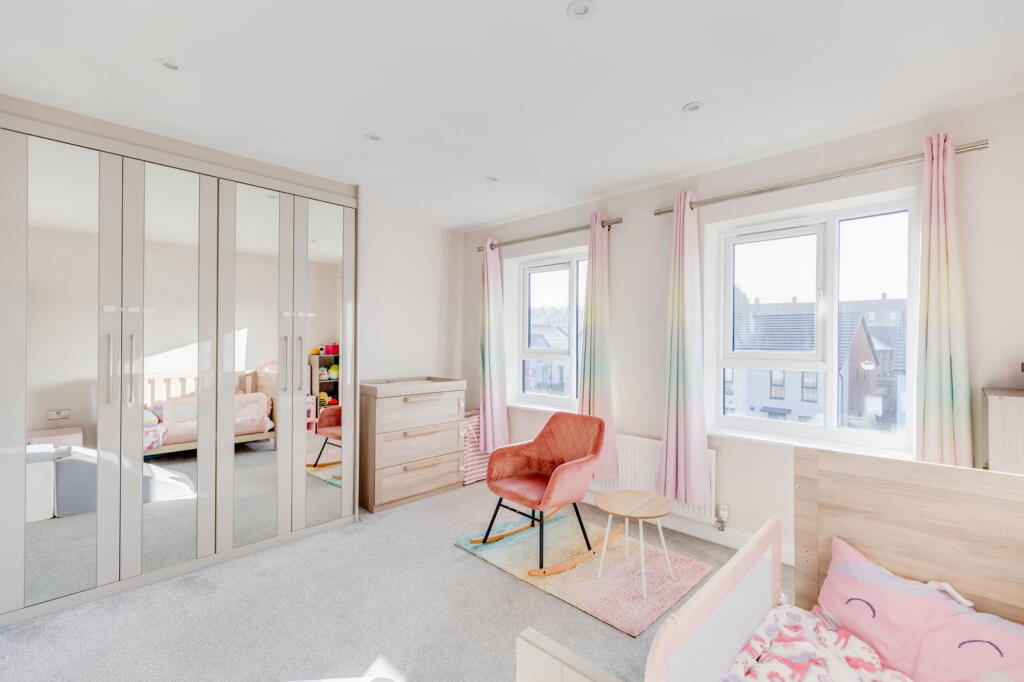 Additional property image - Ffordd Pentre, Barry