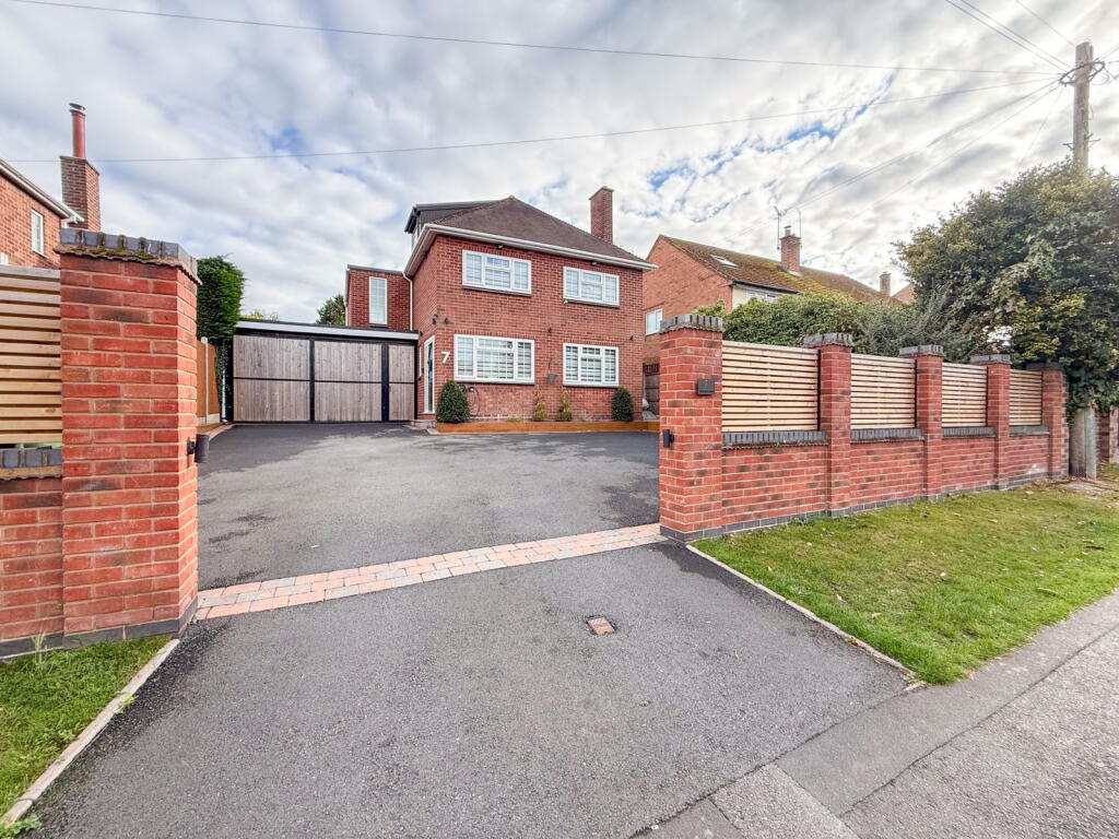 Main image of property: Holmwood Avenue, Just off St Johns Avenue, Kidderminster, DY11 --NO CHAIN--