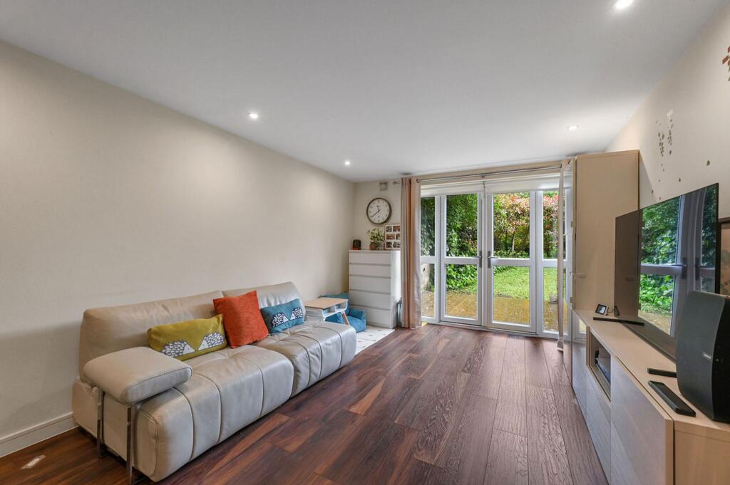 Main image of property: Great North Road, New Barnet, EN5