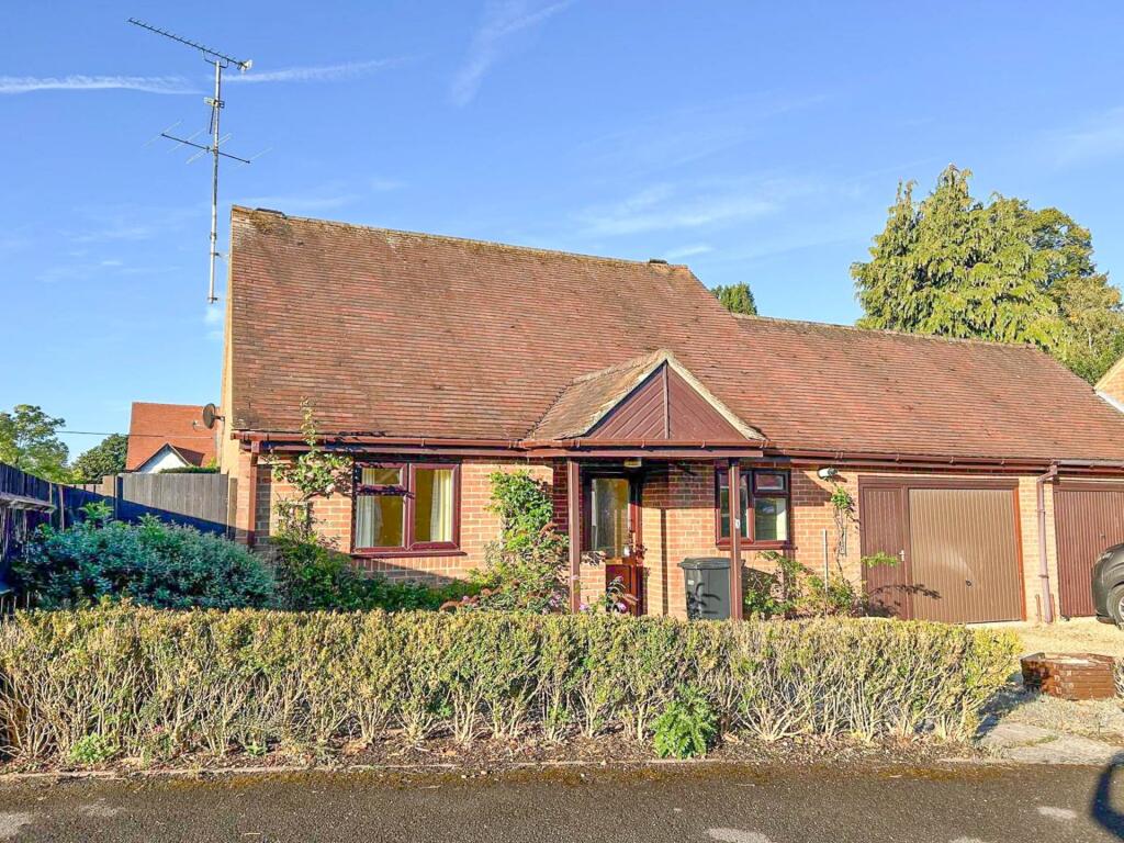 Main image of property: Essex Way, Sonning Common,South Oxfordshire