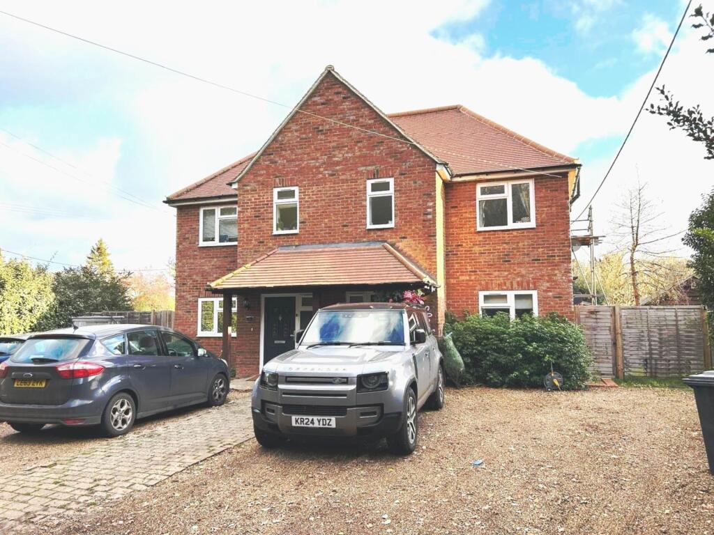 Main image of property: The Burrow, Bird In Hand Lane, Sonning Common, South Oxfordshire