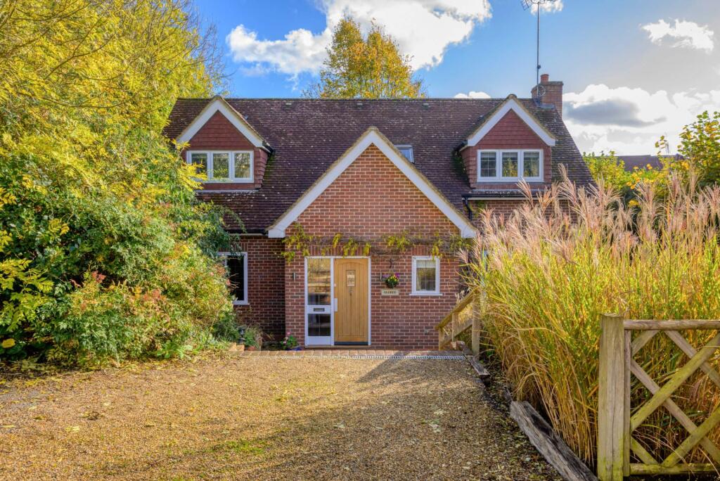 Main image of property: Gravel Hill, Peppard Common, Henley-on-Thames, South Oxfordshire