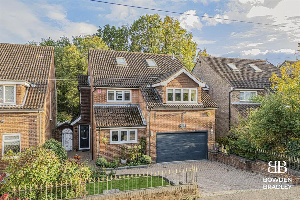 Main image of property: Sylvan Way, Chigwell