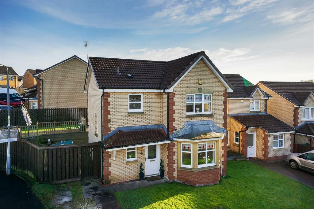 3 bedroom detached house for sale in Claremount View, Coatbridge, ML5