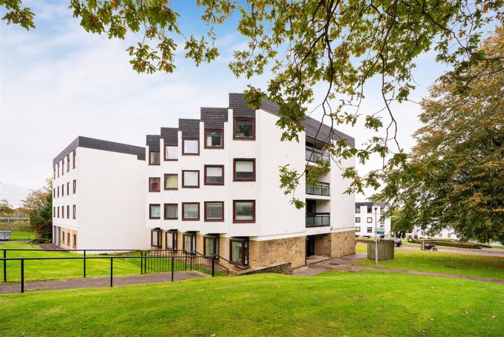 Main image of property: Clyde House, Hamilton