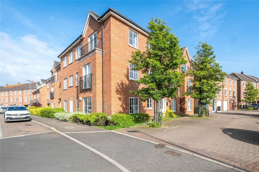 2 bedroom apartment for sale in Blacksmiths Way, Woburn Sands, Bucks, MK17