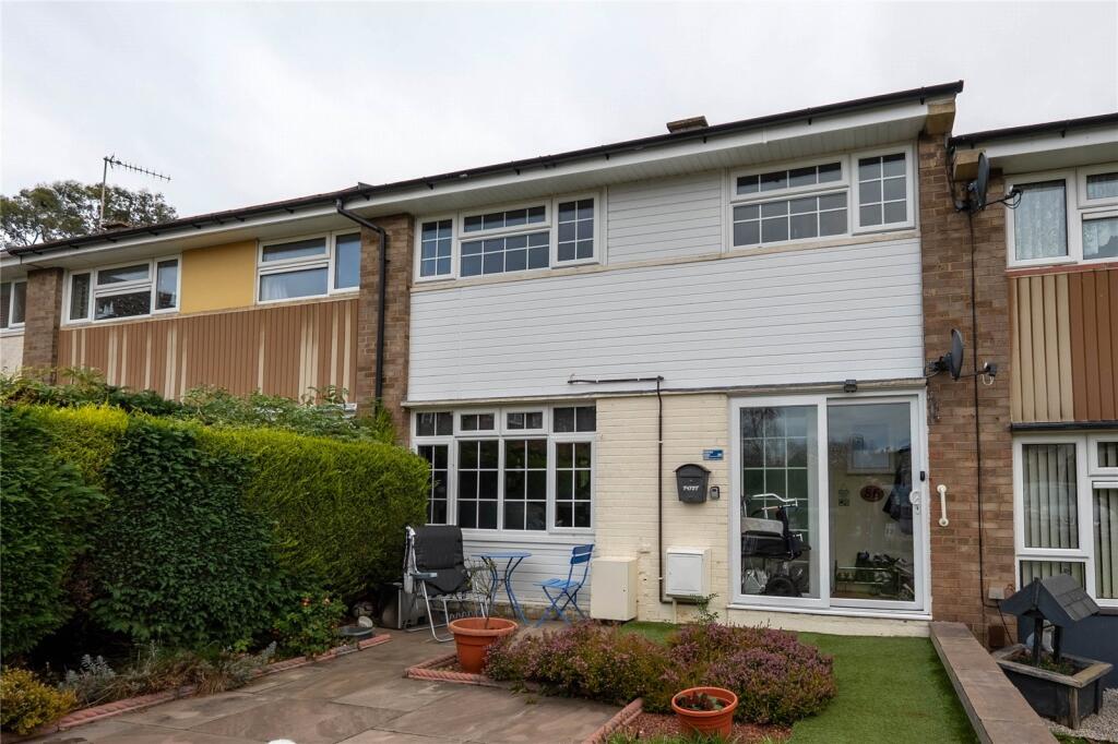 Main image of property: Caernarvon Crescent, Bletchley, Milton Keynes, Bucks, MK3
