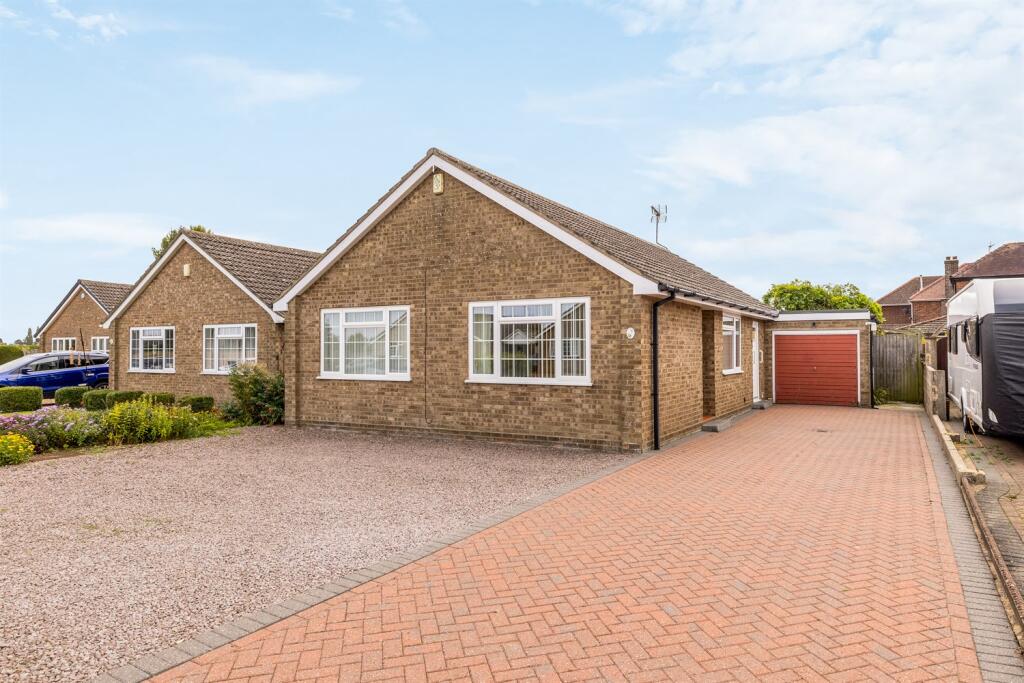 Main image of property: The Moorings, PE21