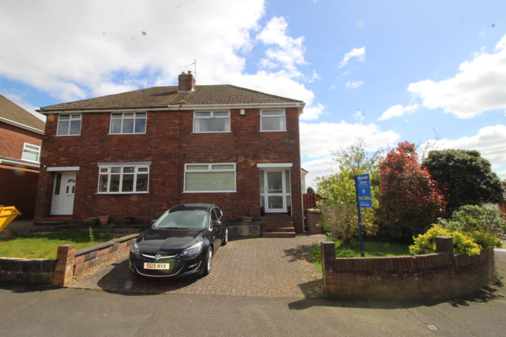 3 bedroom semidetached house for sale in Royden Road, Billinge, WN5