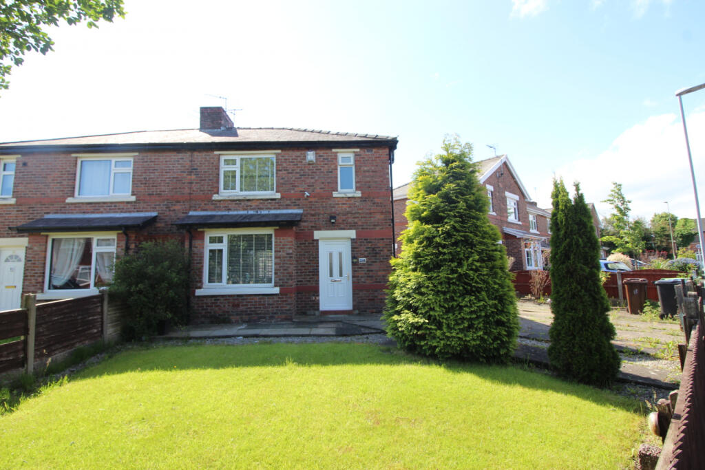 3 bedroom semidetached house for sale in Beechfield Avenue, Hindley Green, WN2