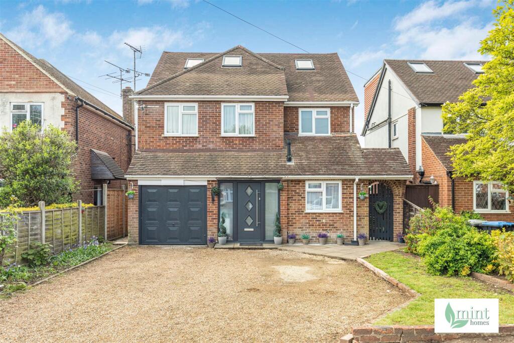 Main image of property: Pinewood Avenue, New Haw