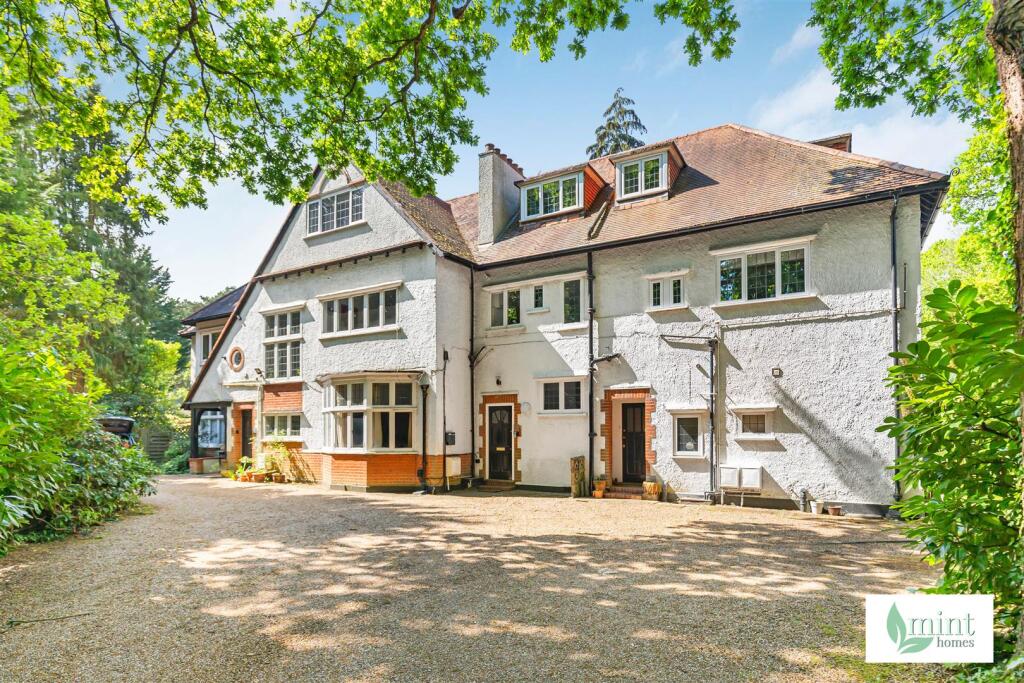Main image of property: Rivey Lodge, Old Woking Road, West Byfleet