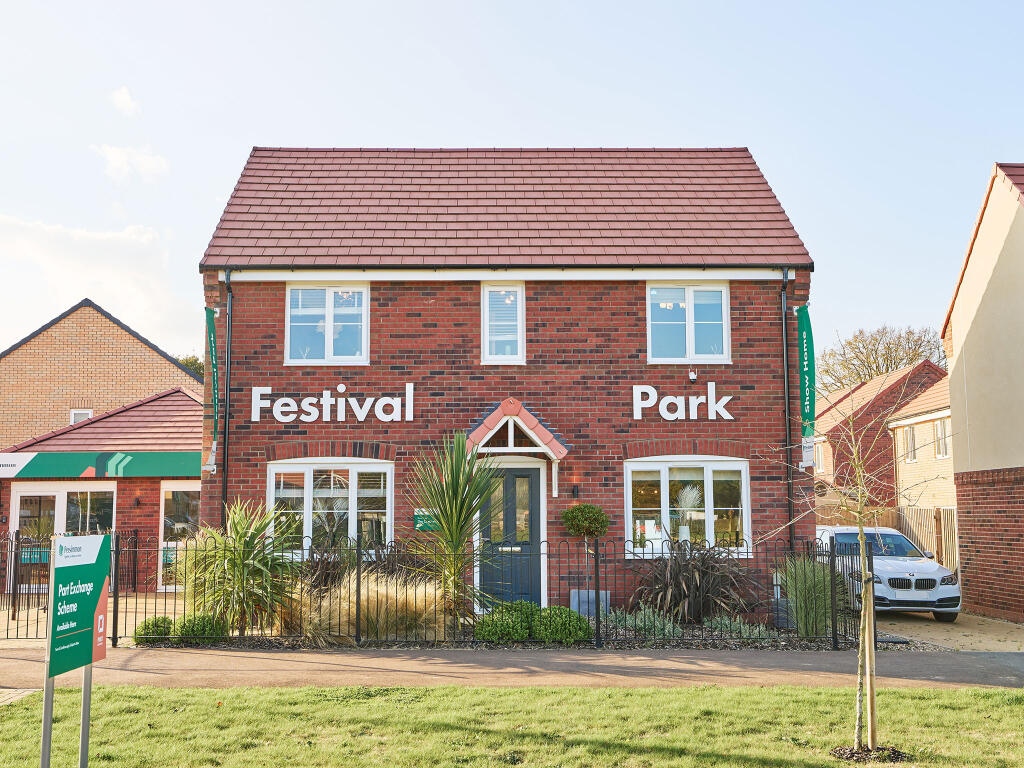 Main image of property: FESTIVAL PARK, DEREHAM ROAD, EASTON, NORWICH, NORFOLK,
NR9 5EG