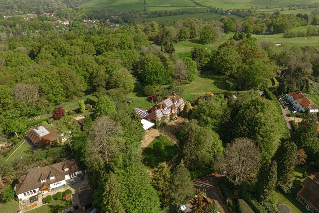 6 bedroom detached house for sale in Park Copse, Dorking, RH5